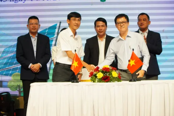 Chiếu Xạ Cần Thơ Ký Kết Hợp Tác Năng Dùng Năng Lượng Xanh Trong Sản Xuất Với Pecc3